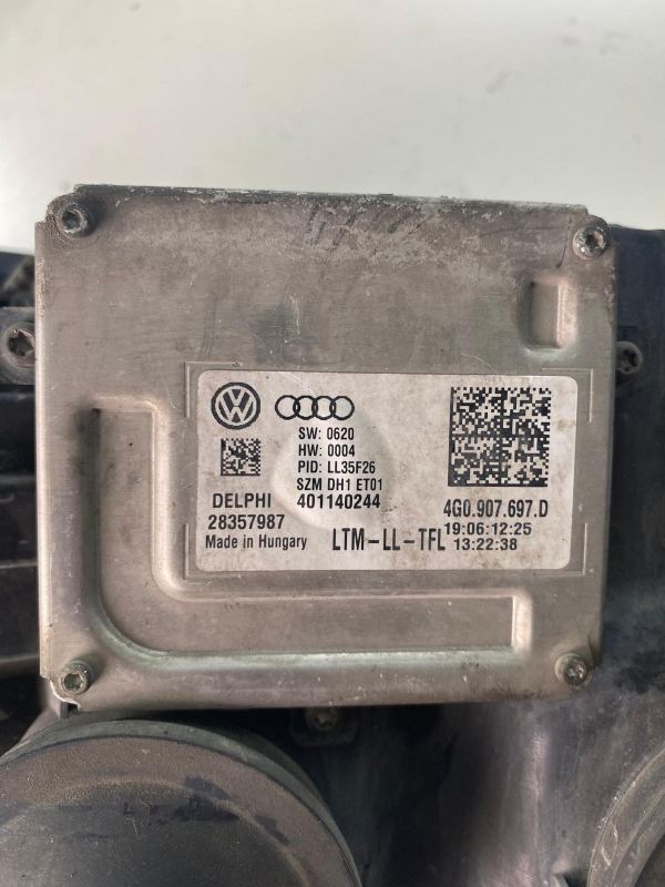 AUDİ A6-A7 SAĞ ÖN FAR 