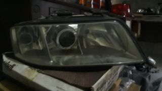 AUDI A6 SAĞ ÖN FAR ORJİNAL ÇIKMA GARANTİLİDİR 