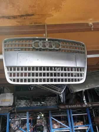 AUDI Q7 PANJUR ORJİNAL ÇIKMA 