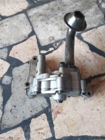 VW 1.9 TDI MOTOR YAĞ POMPASI 03G 115 105 ORJİNAL ÇIKMA 