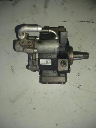 VW MOTORLU ARAÇLAR MAZOT POMPASI 03L 130 755 H ORJİNAL ÇIKMA 