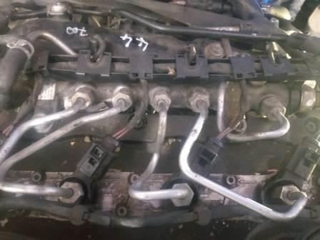 VW SEAT SKODA AUDI DİZEL RAİL BORUSU 03L 089 ENJEKTÖR KÜTÜĞÜ ORJİNAL ÇIKMA